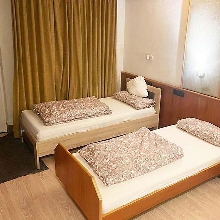 One Room Apartment In 贝尔吉施-格拉德巴赫 外观 照片